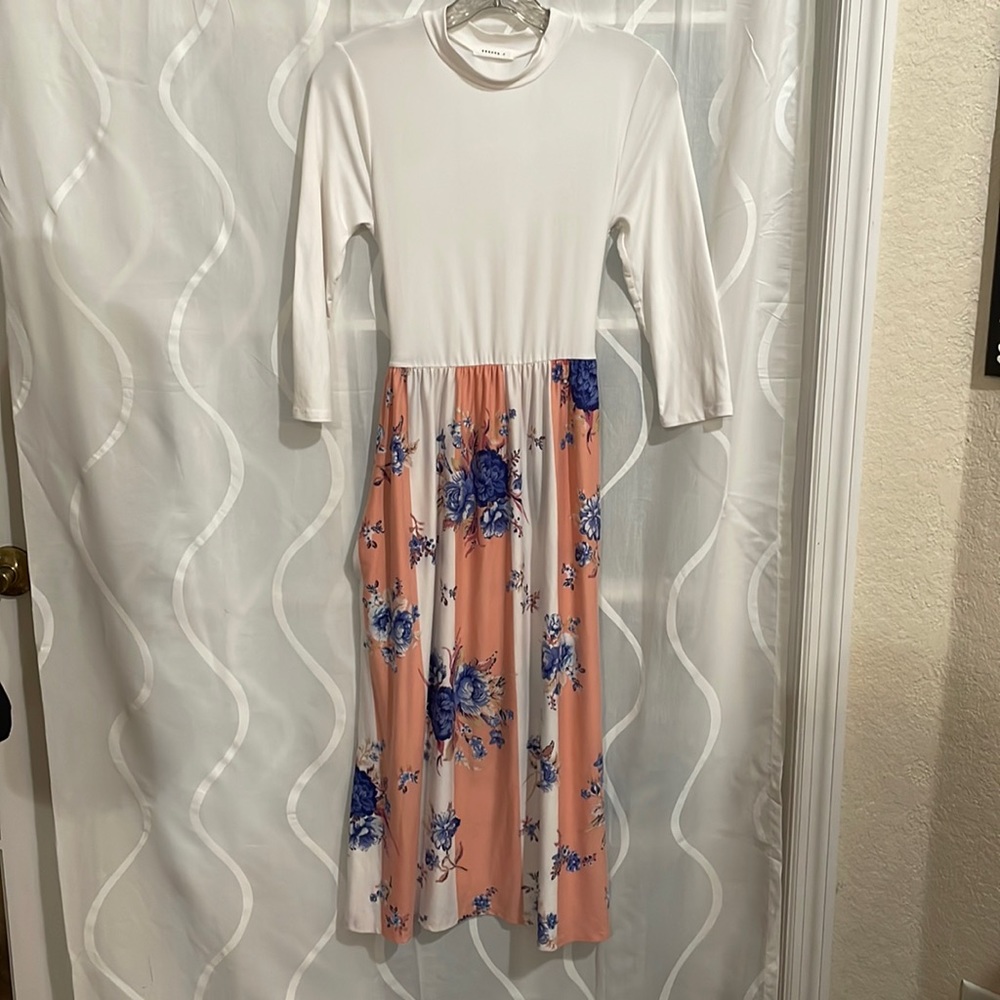 Reborn J Dress, Size Small